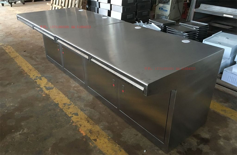 不銹鋼監(jiān)控操作臺