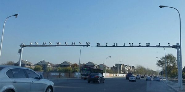 如何選擇優(yōu)質(zhì)監(jiān)控立桿