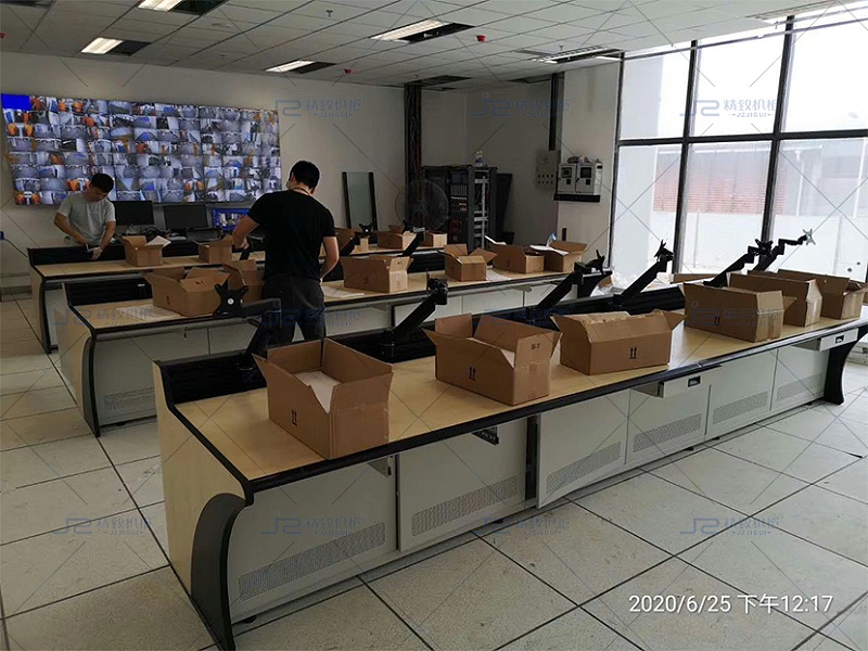 定制監(jiān)控操作臺